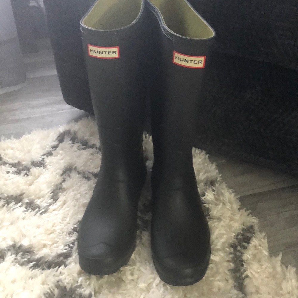 Hunter Huntress field boots US 9M/10F Tall Matte Black Boots Gently Worn